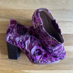 Women’s Anthropology Bootie, 6.5